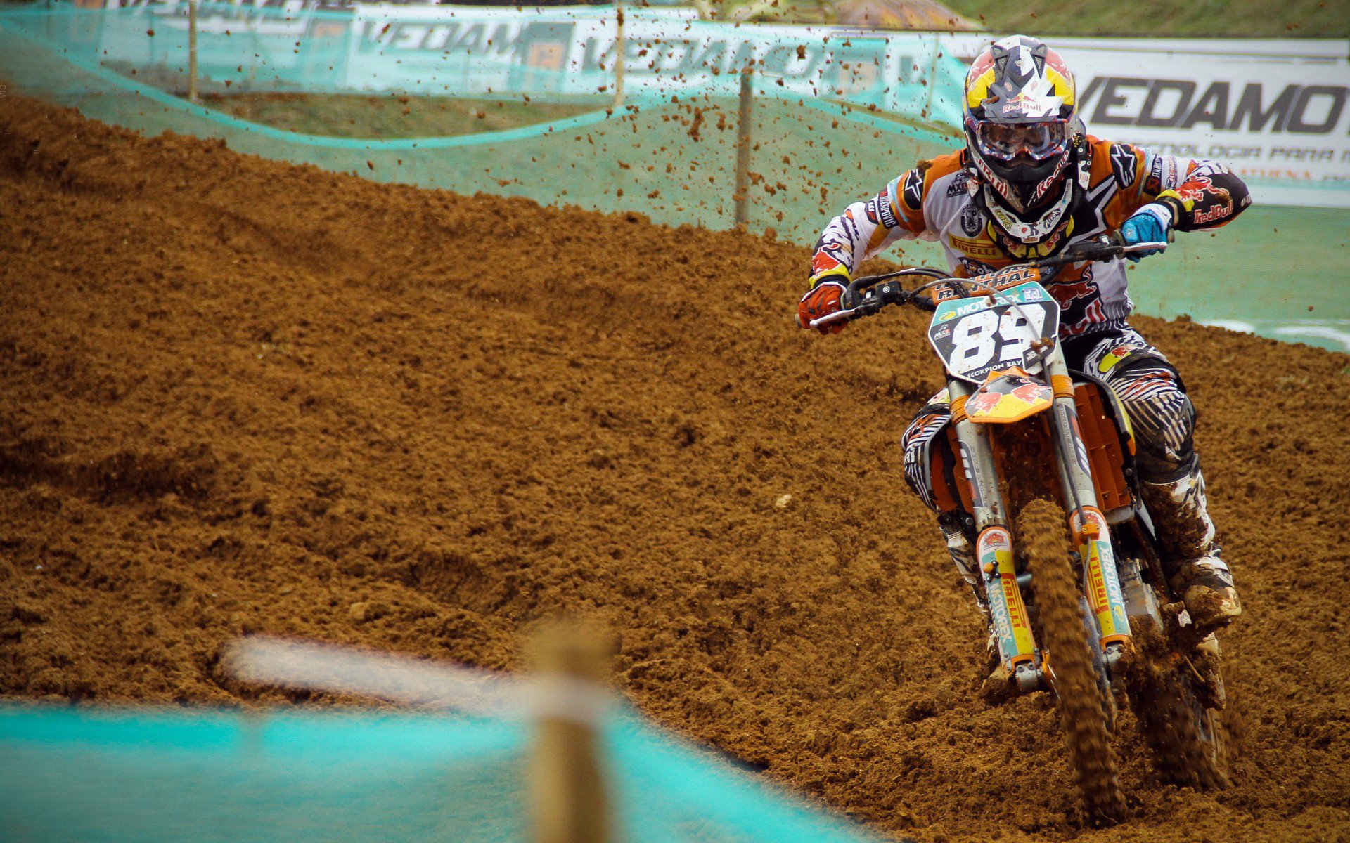 哈兰德双响炮助曼城大胜 挪威神锋领跑英超射手榜再创纪录